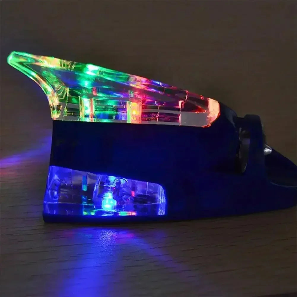Anti-tail-chase LED Flashing Lights for Cars, Solar-powered Shark Fin Roof Warning Lights, Wind Energy Lamps, Wind-powered New M
